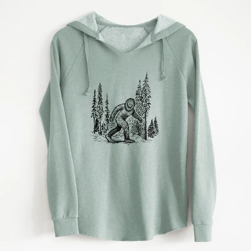 Bigfoot in the Woods - Cali Wave Hooded Sweatshirt