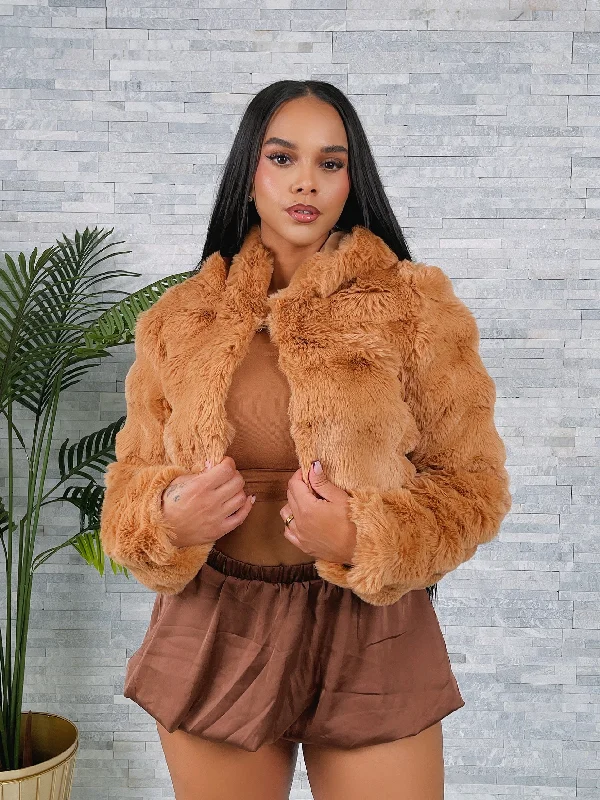 HDJ30768P - FAUX FUR HODDED CROP JACKET