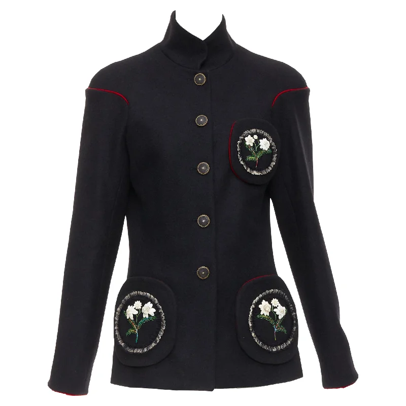 Chanel Edelweiss flower embroidery circle pocket wool coat