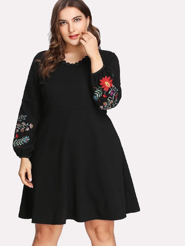 Plus Crochet Lace Trim Embroidery Dress