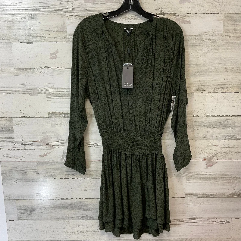 Dress Casual Short By Rails In Green, Size: M